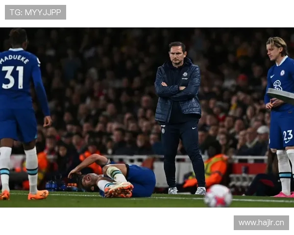 兰帕德应避蓝军主帅位置风波